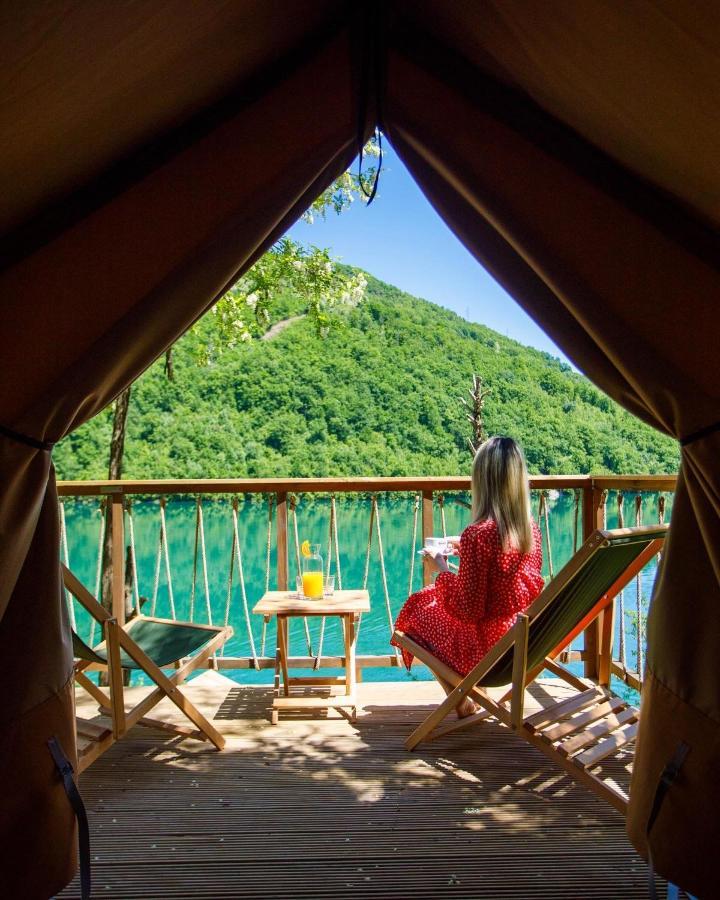 מלון Jablanica Glamping Bagrem מראה חיצוני תמונה