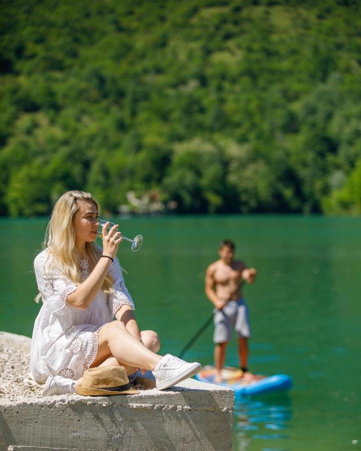 מלון Jablanica Glamping Bagrem מראה חיצוני תמונה