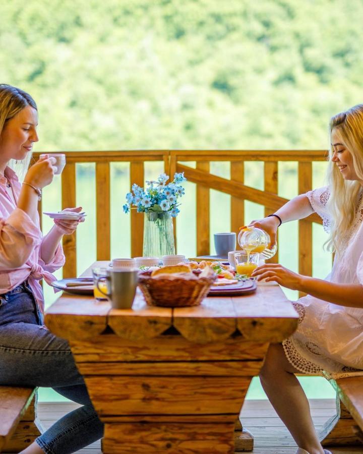 מלון Jablanica Glamping Bagrem מראה חיצוני תמונה