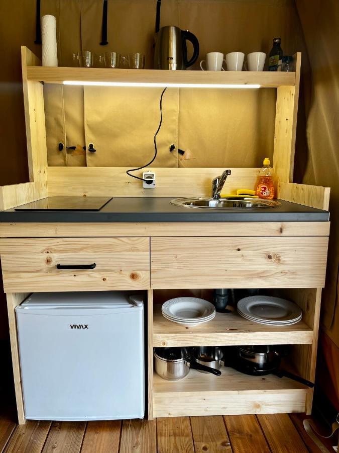 מלון Jablanica Glamping Bagrem מראה חיצוני תמונה