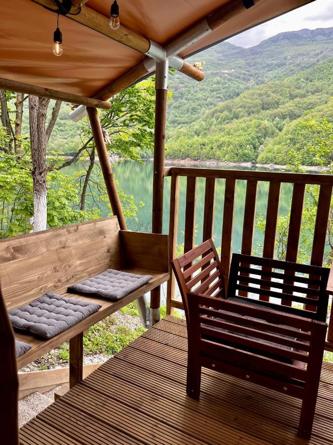 מלון Jablanica Glamping Bagrem מראה חיצוני תמונה